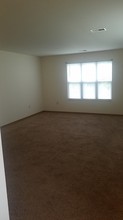 2722 Deerfield Dr, Unit 2722 in West Bend, WI - Foto de edificio - Building Photo