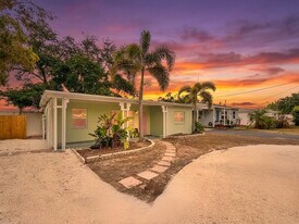 5457 59th St N in St. Petersburg, FL - Building Photo