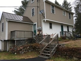 7 Carlisle St in Ellsworth, ME - Building Photo