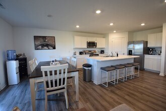 1358 Fleming Dr in Greenfield, IN - Building Photo - Building Photo