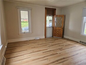 302 American Ave in Butler, PA - Building Photo - Building Photo