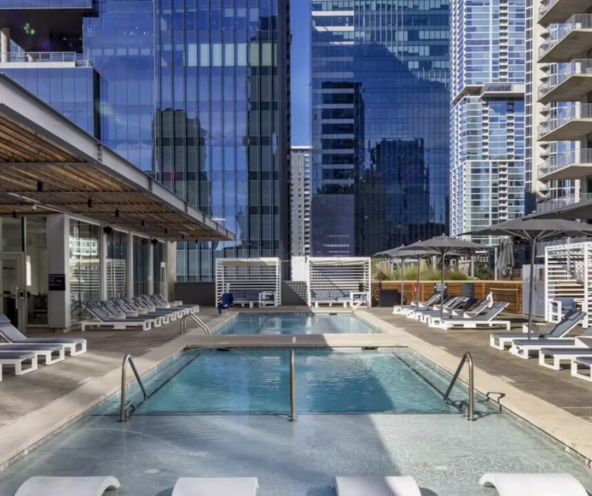 411 W 3rd St-Unit -76480-953 in Austin, TX - Building Photo