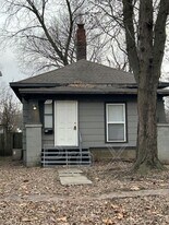 113 W Forest St in Pittsburg, KS - Building Photo