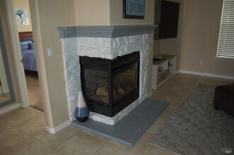 402 Palisades Dr in Rio Vista, CA - Building Photo - Building Photo