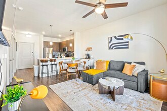 10550 N Central Expy in Dallas, TX - Foto de edificio - Building Photo