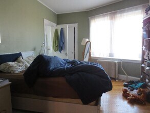2 Claflin Rd, Unit 4 in Brookline, MA - Building Photo - Building Photo