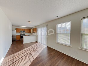 8017 Wesley Farm Dr in Raleigh, NC - Building Photo - Building Photo