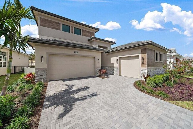 13613 Le Christine Dr in Palm Beach Gardens, FL - Foto de edificio - Building Photo