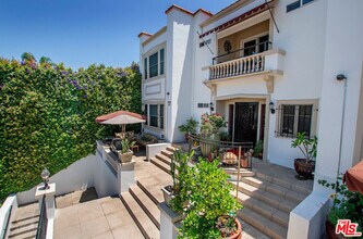 254 S Vendome St in Los Angeles, CA - Building Photo - Building Photo