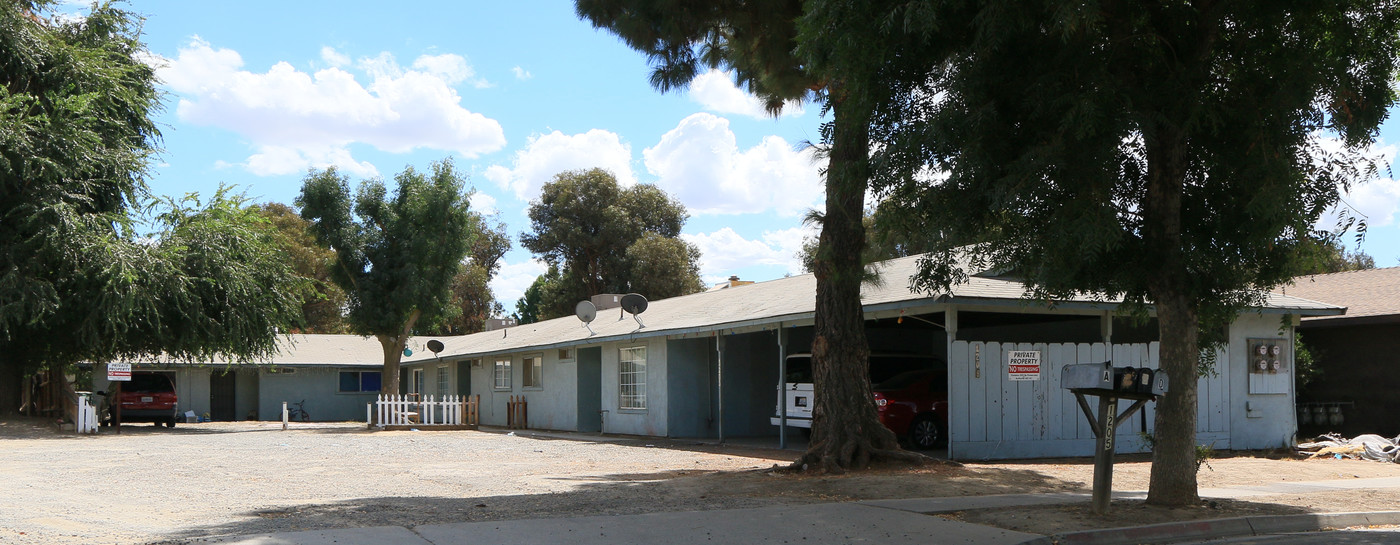 1205 Roselawn Ave in Modesto, CA - Building Photo