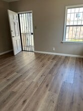 608 W 49th St in Los Angeles, CA - Building Photo - Building Photo
