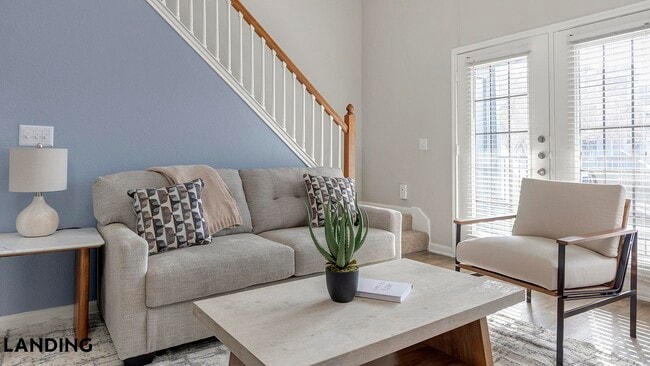 9835 Fredericksburg Rd