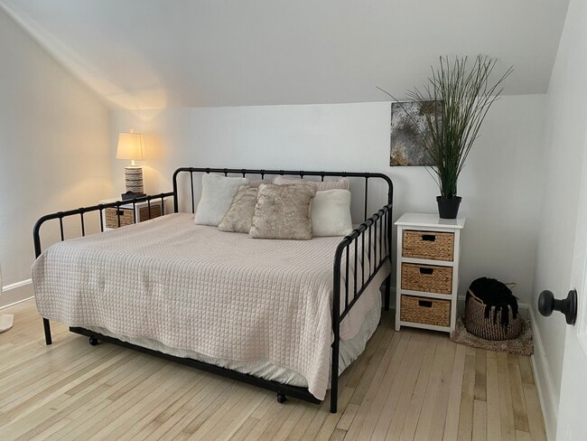 4 Webster St in Newport, RI - Building Photo - Building Photo