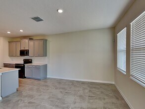 1092 Downswing Pl in Four Corners, FL - Building Photo - Building Photo