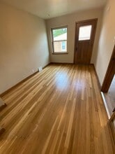 6631 W Center St in Wauwatosa, WI - Building Photo - Building Photo