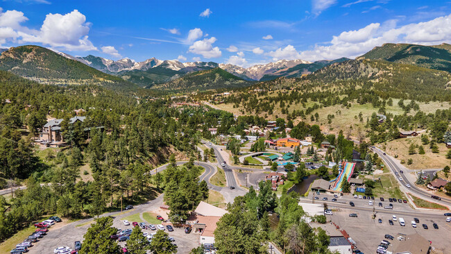 257 Moccasin in Estes Park, CO - Building Photo - Building Photo