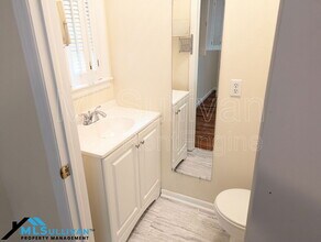 2310 Lindmont Ave in Durham, NC - Building Photo - Building Photo
