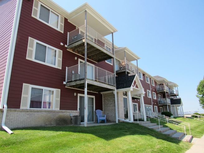 Normandy Hills in Bellevue, NE - Foto de edificio