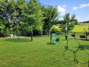 Plantation at Pleasant Ridge in Greensboro, NC - Building Photo - Building Photo