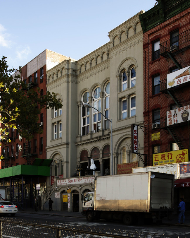 13-15 Pike St in New York, NY - Building Photo - Building Photo