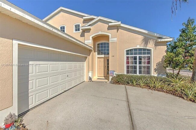 property at 108 Emeraldview Ave