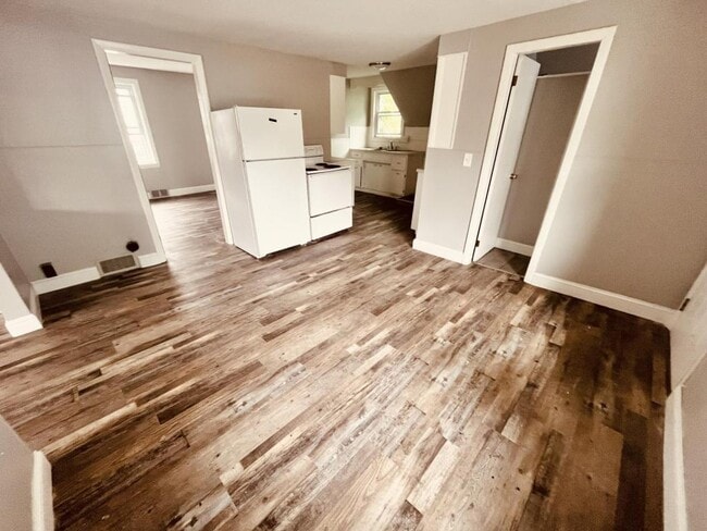 12 Howe St in Lewiston, ME - Building Photo - Building Photo