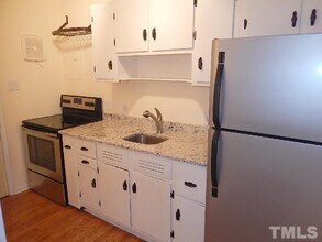 835 Daniels St in Raleigh, NC - Building Photo - Building Photo