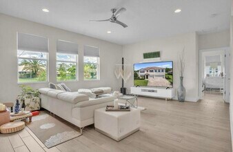 11971 Cypress Key Way in Royal Palm Beach, FL - Building Photo - Building Photo