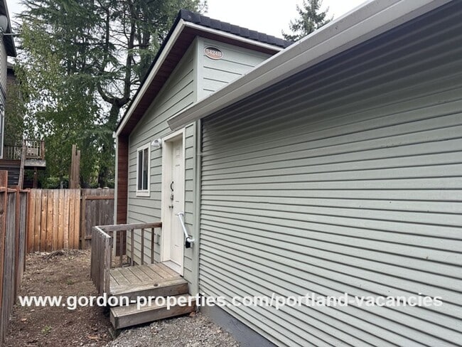 property at 5424 SE 88th Ave