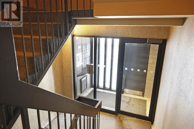 142 Waverley St in Ottawa, ON - Building Photo - Building Photo