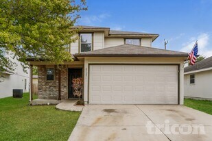 6323 Cougar Village in San Antonio, TX - Building Photo