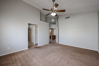 1790 W Hawk Way in Chandler, AZ - Building Photo - Building Photo