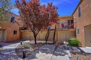 2401 Chelwood Park Blvd NE in Albuquerque, NM - Building Photo - Building Photo
