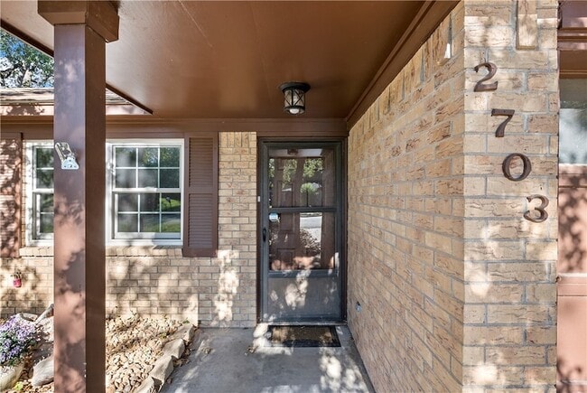 2703 Allen Forest Dr in Bryan, TX - Building Photo - Building Photo