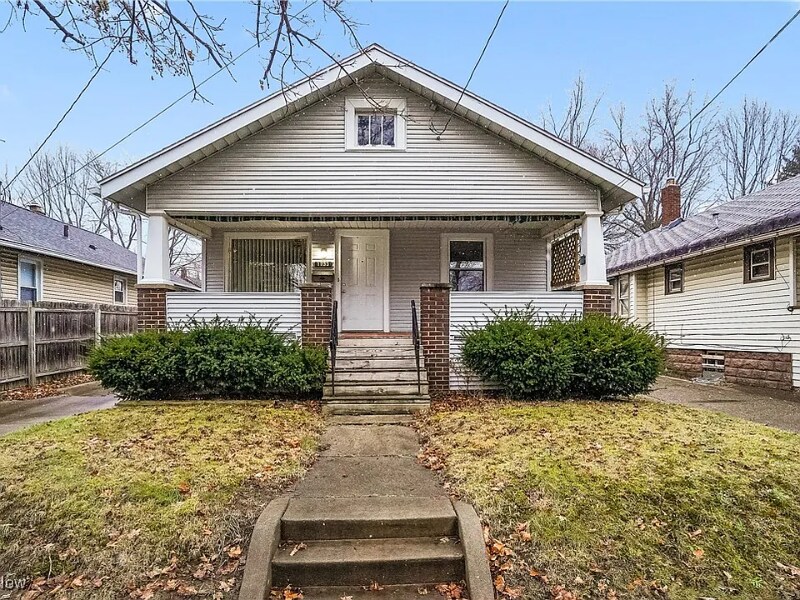 1733 Adelaide Blvd in Akron, OH - Building Photo