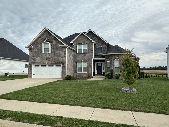 1922 Shield Dr in Clarksville, TN - Building Photo - Building Photo