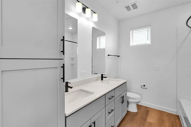 property at 1415B Forward Dr