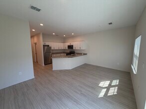 2138 Penny Ln in Kissimmee, FL - Building Photo - Building Photo