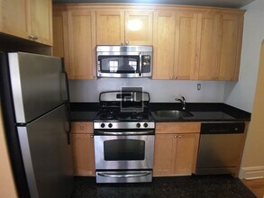 Christopher Street, Unit 4I in New York, NY - Foto de edificio - Building Photo