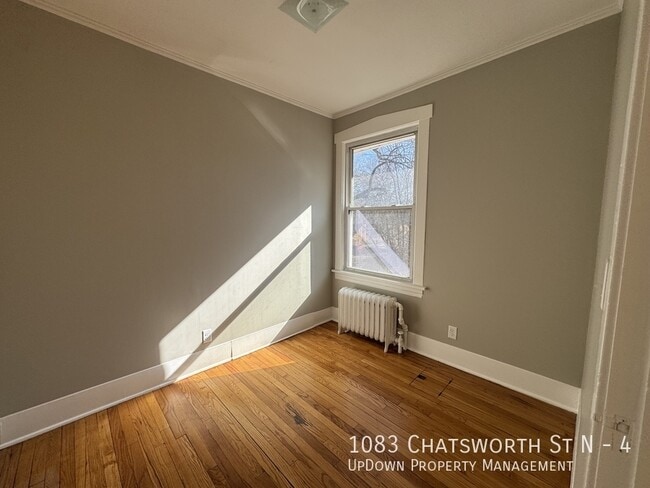 1083 Chatsworth St N in St. Paul, MN - Building Photo - Building Photo