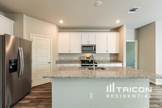 13516 Paxton Blvd in Saint Hedwig, TX - Building Photo - Building Photo