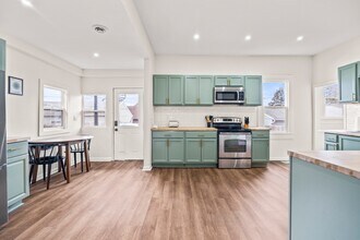 941 E Raymond St in Indianapolis, IN - Building Photo - Building Photo