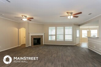 2050 Turtle Cove Dr in Mansfield, TX - Foto de edificio - Building Photo