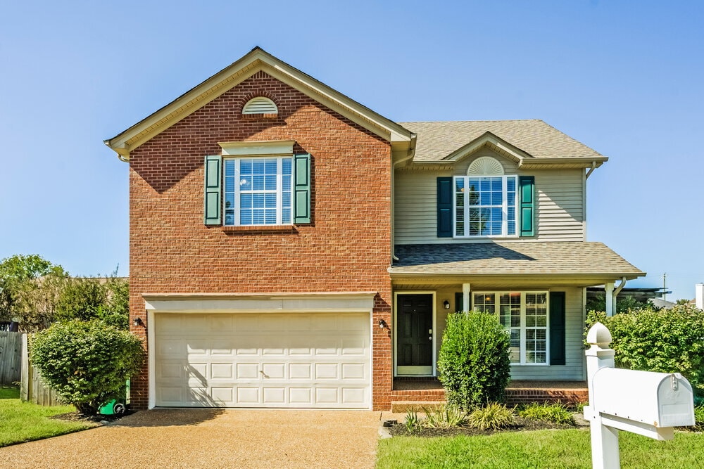 208 Chandler's Pass Ct in Nashville, TN - Foto de edificio