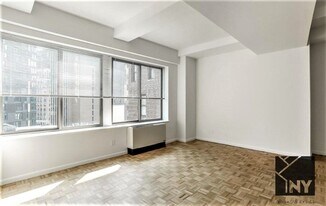 45 William St, Unit 1712 in New York, NY - Building Photo