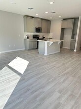 4998 Rain Shadow Dr in St. Cloud, FL - Building Photo - Building Photo
