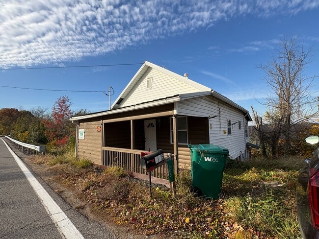 property at 665 Blennerhassett Heights Rd