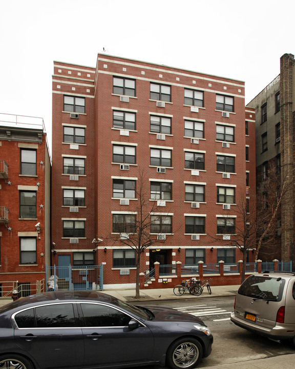 Novo Park Slope in New York, NY - Foto de edificio