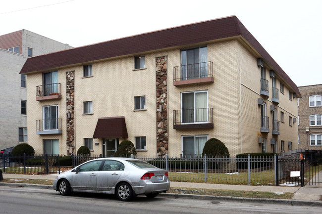 4038-4040 N California Ave in Chicago, IL - Foto de edificio - Building Photo