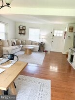 235 Rodney Cir in Bryn Mawr, PA - Building Photo